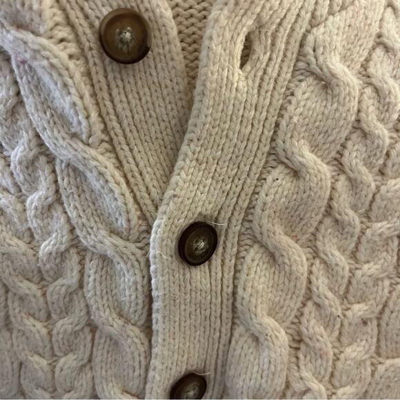 18M WINTER BUNDLE | Carter’s Plaid Fleece Coat & Baby B'Gosh White Cardigan - Picture 5 of 6